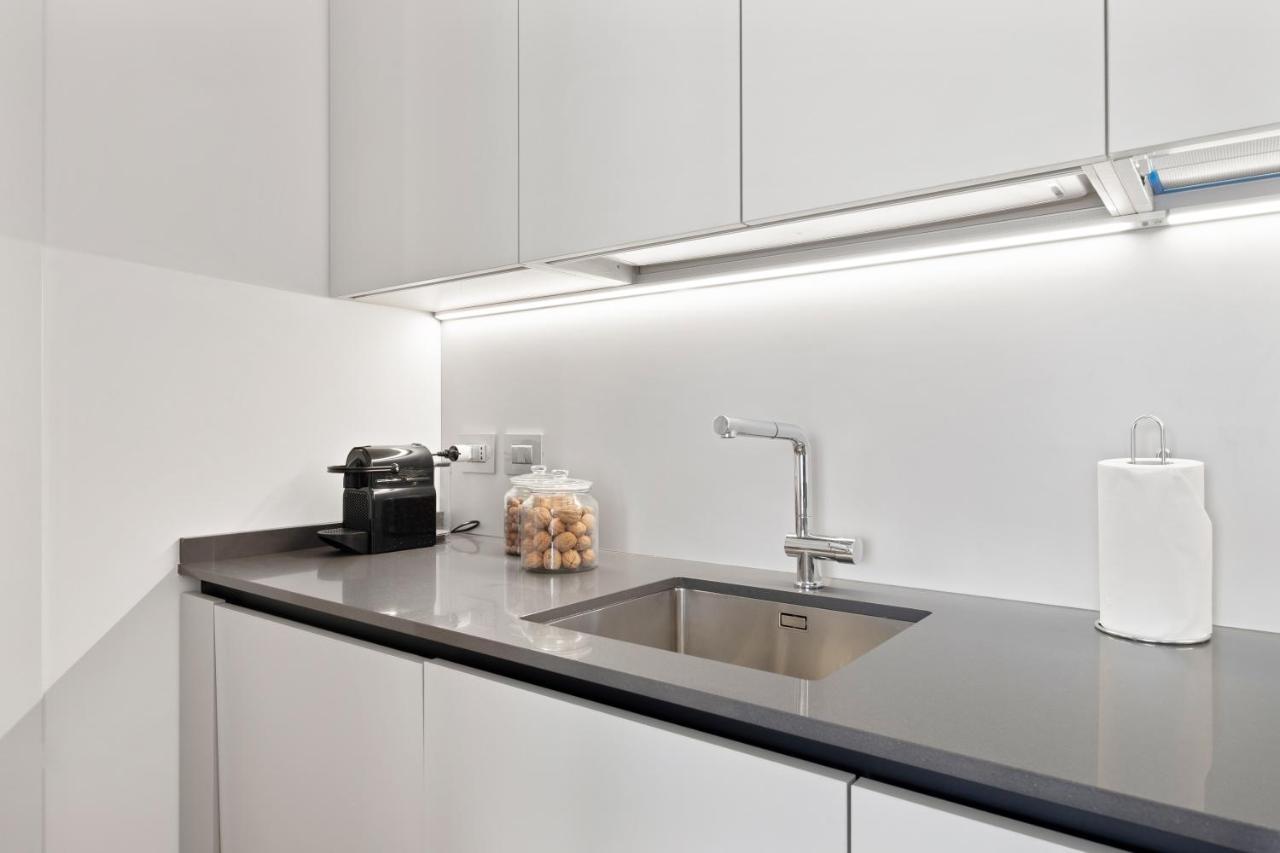Altido Spacious Apt For 4 With Balcony In Porta Romana Milan Exterior photo